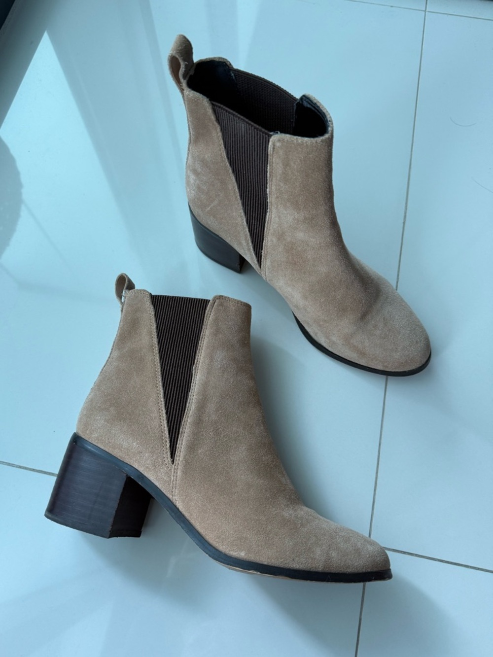 Steve Madden Suede Boots
